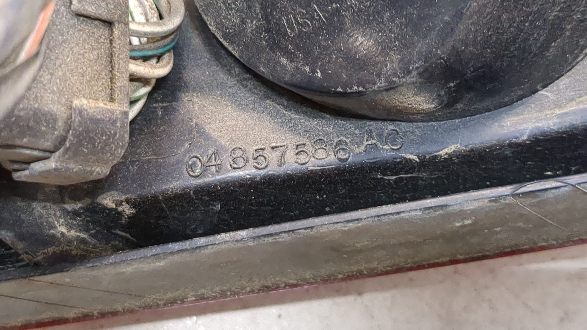 Фонарь задний правый