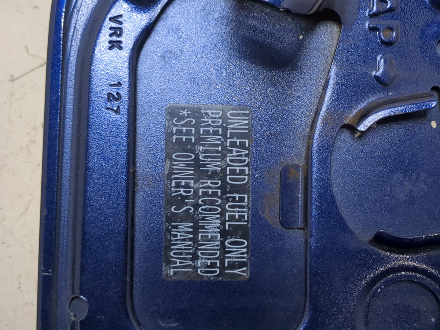 Лючок бензобака