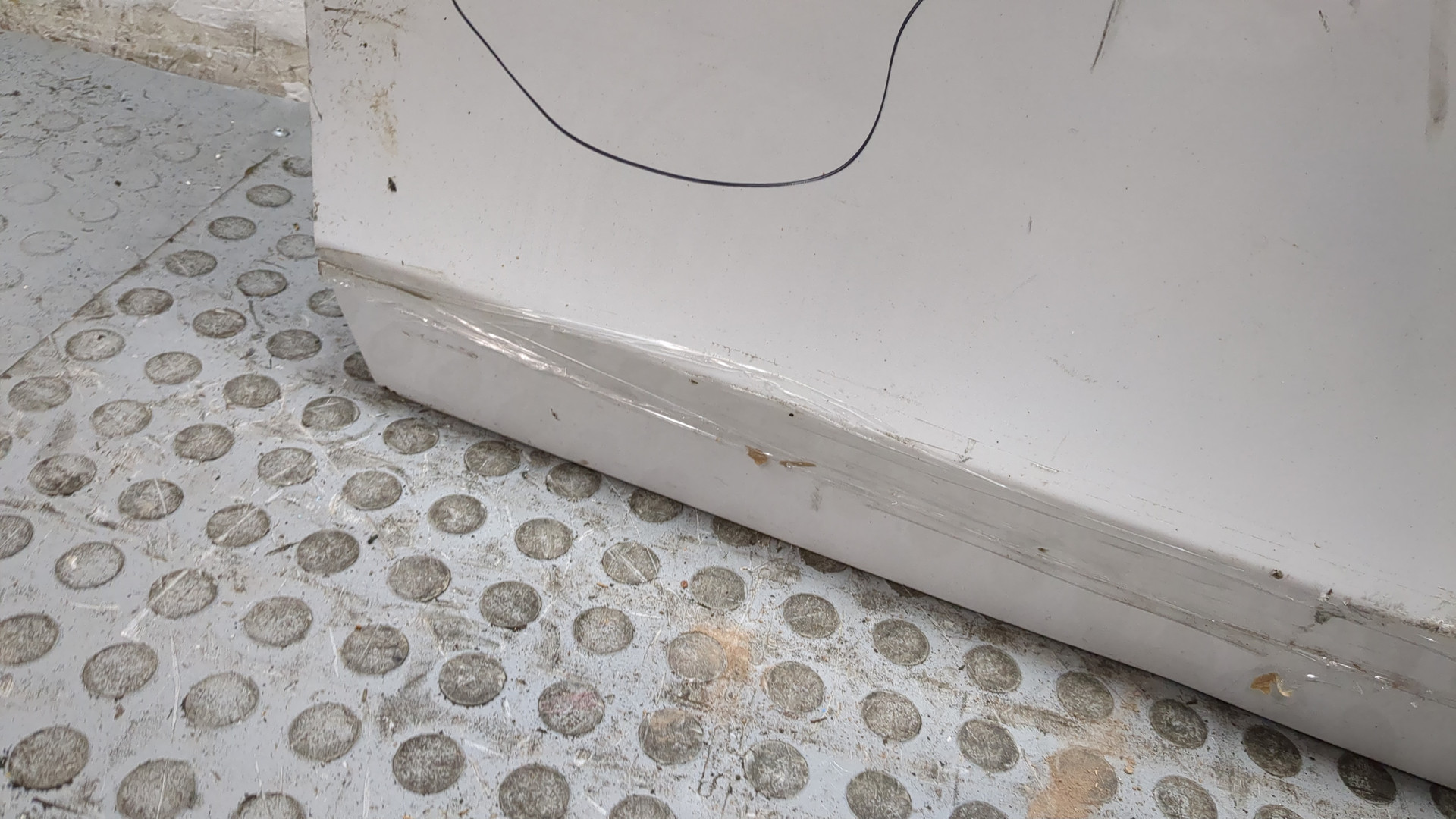 Дверь передняя левая