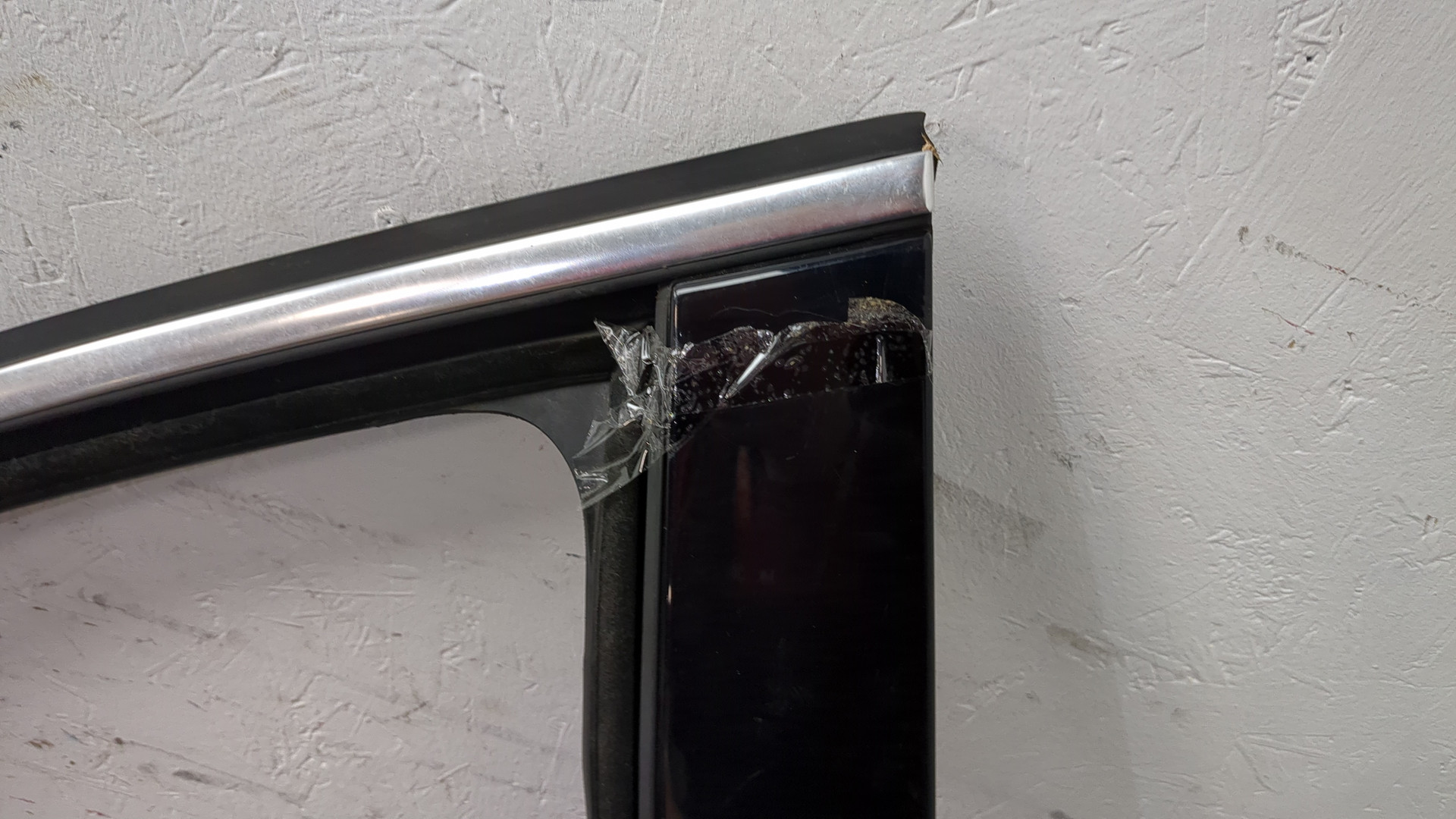 Дверь передняя левая