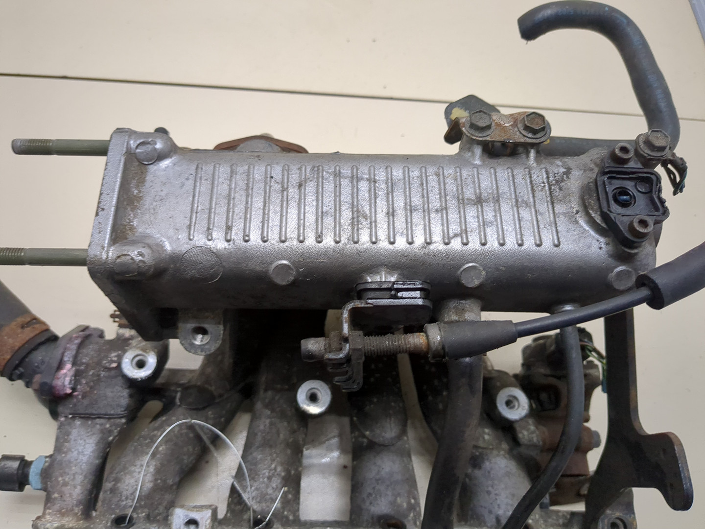 Коллектор впускной