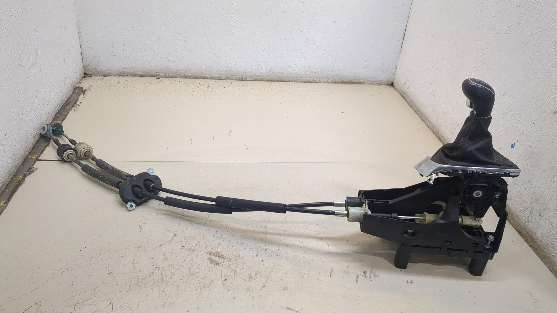 Кулиса МКПП / АКПП