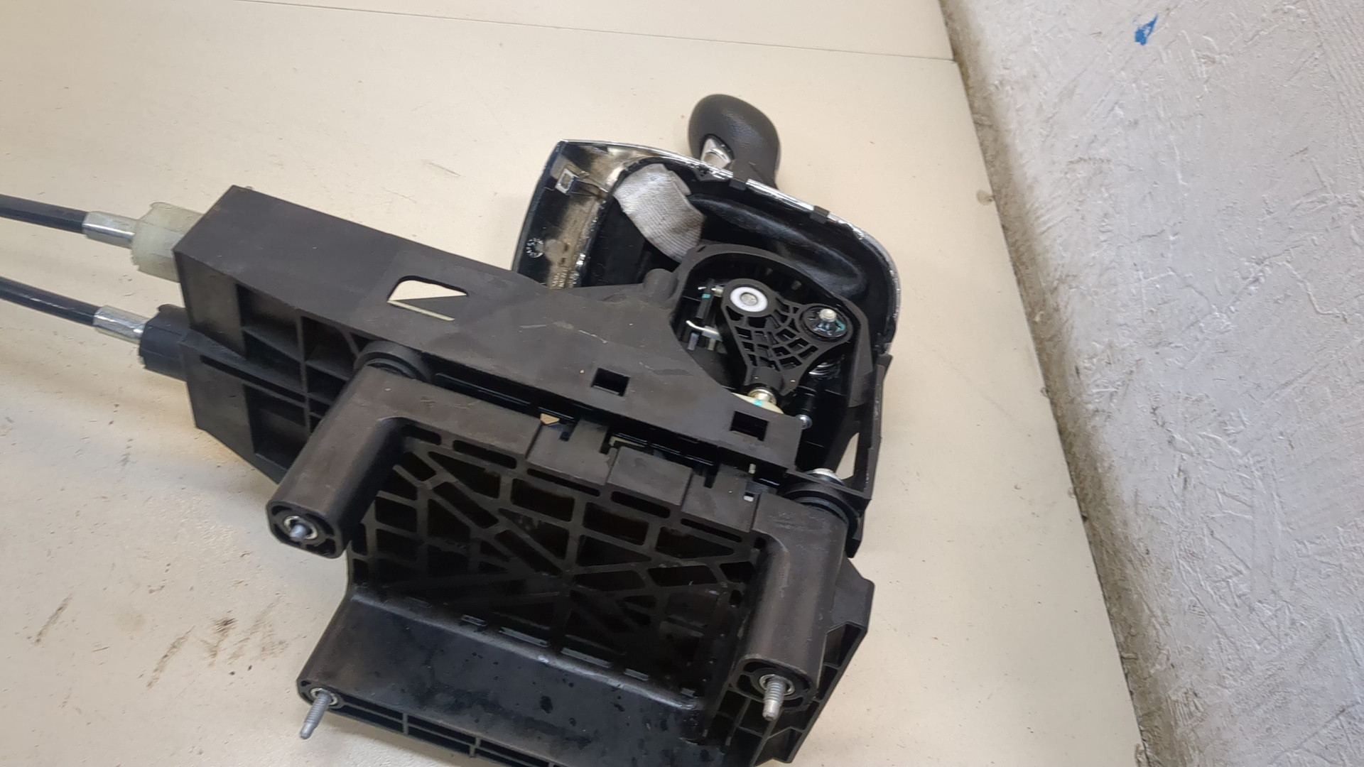 Кулиса МКПП / АКПП