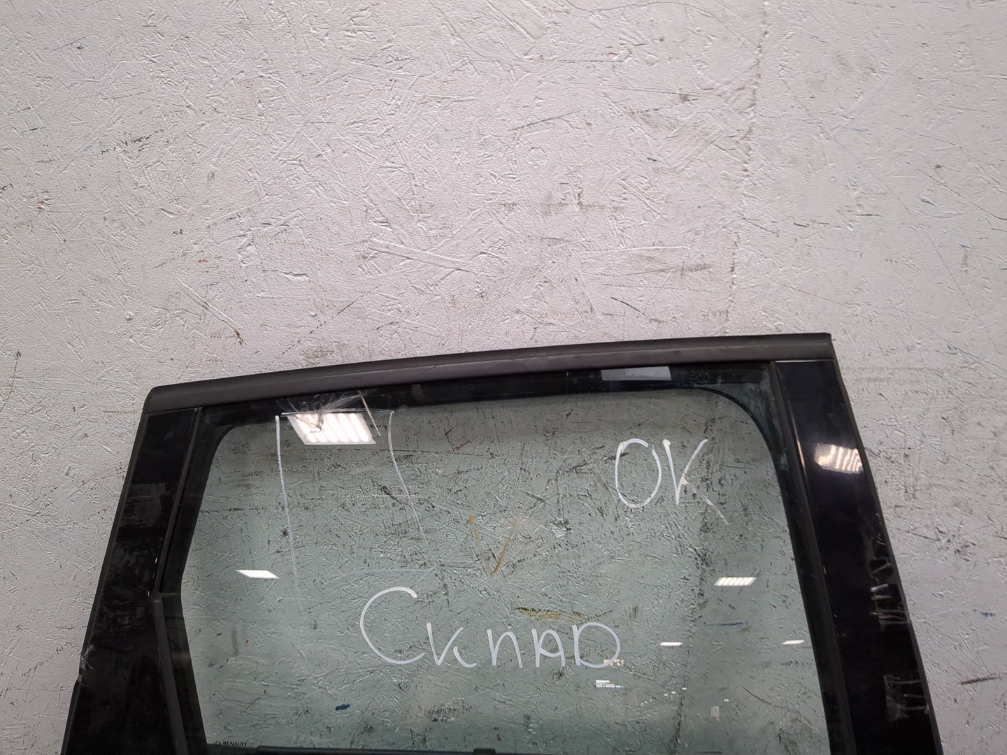 Дверь задняя правая