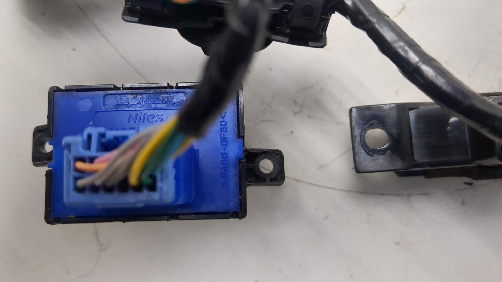 Кнопка обогрева сидений