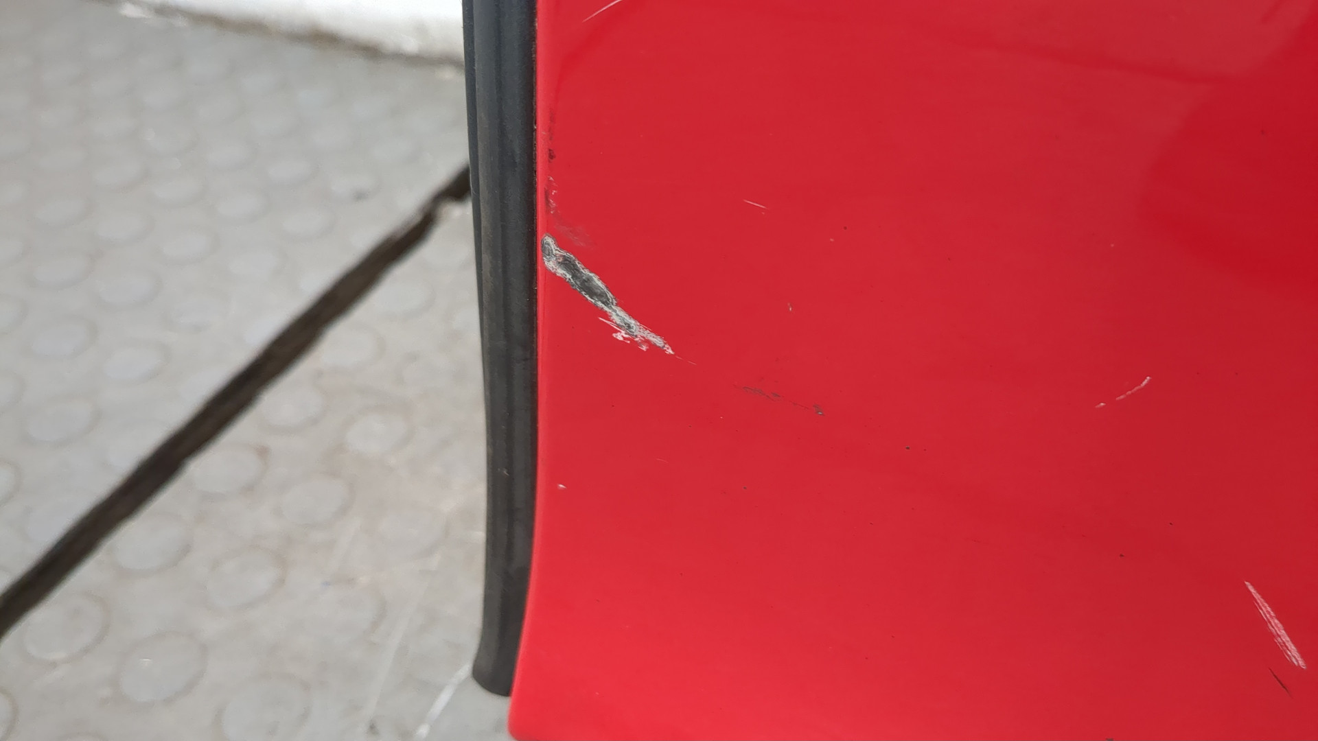 Дверь задняя левая