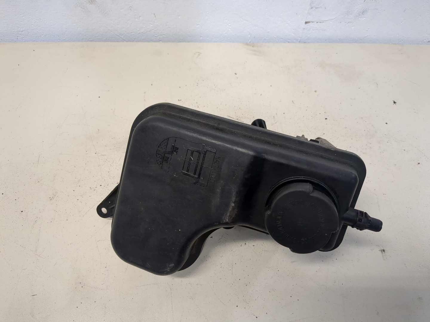 Бачок расширительный