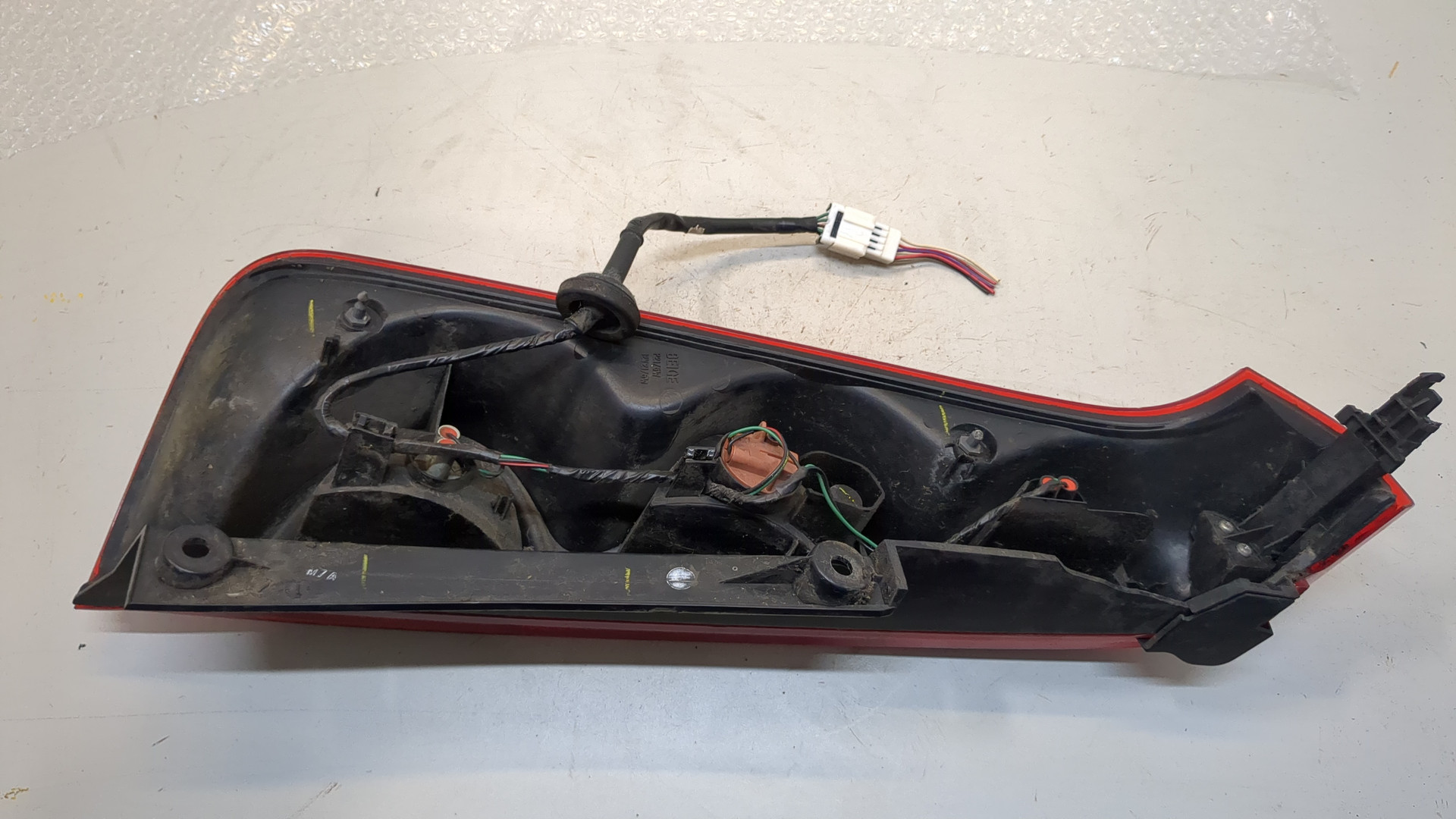 Фонарь задний правый