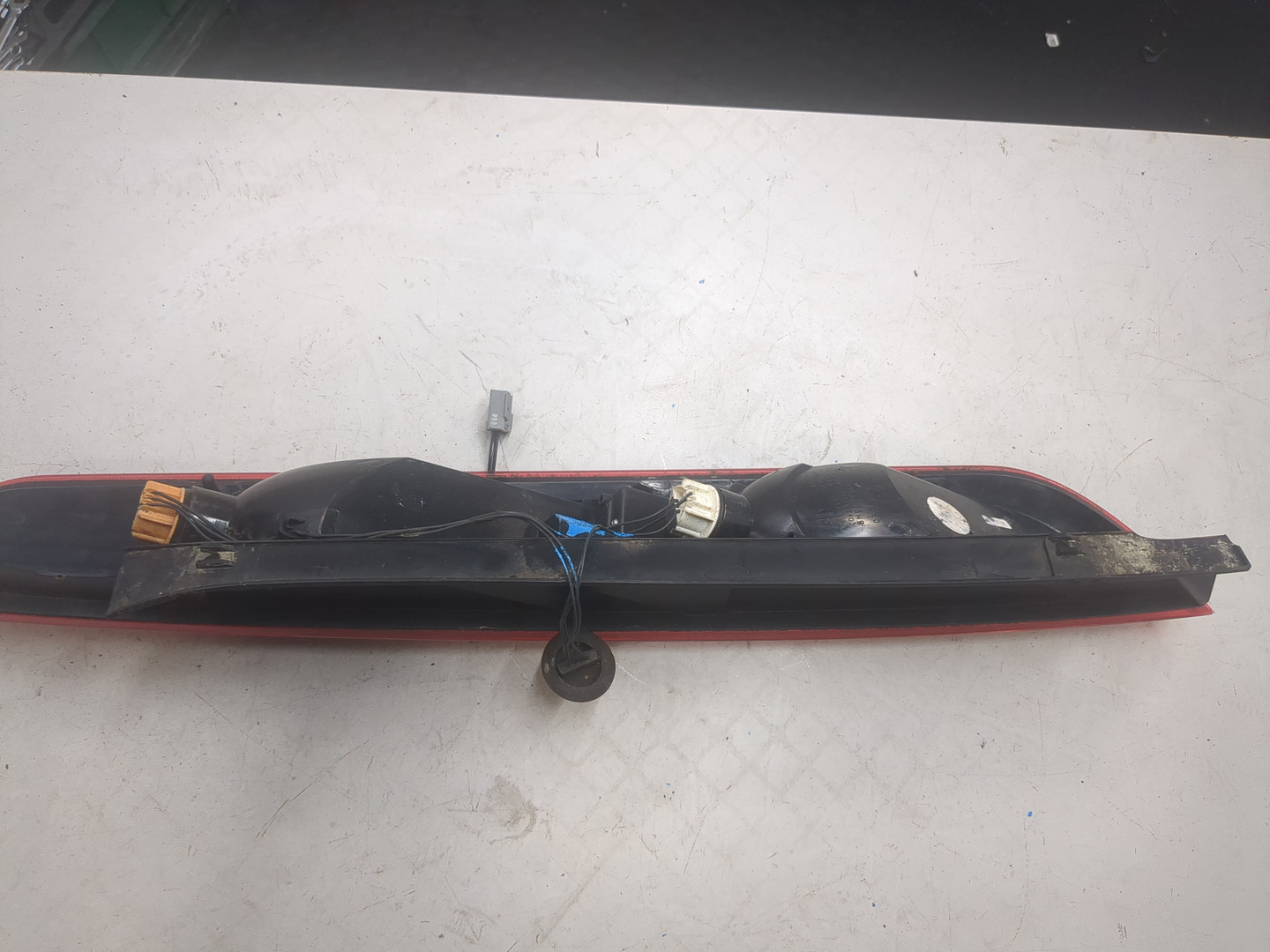 Фонарь задний левый