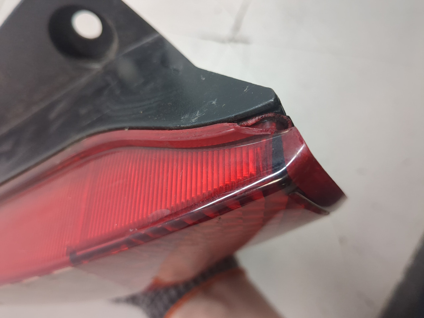 Фонарь задний левый