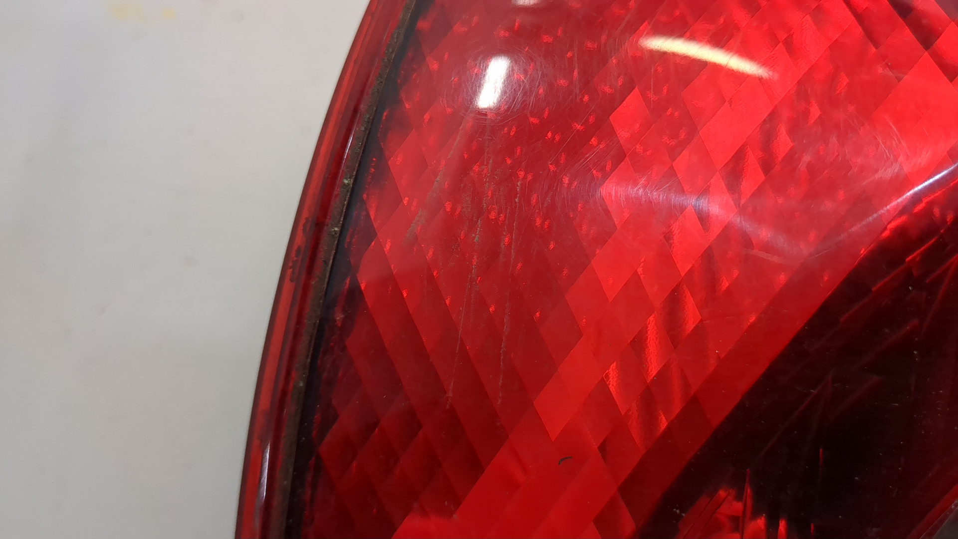 Фонарь задний левый