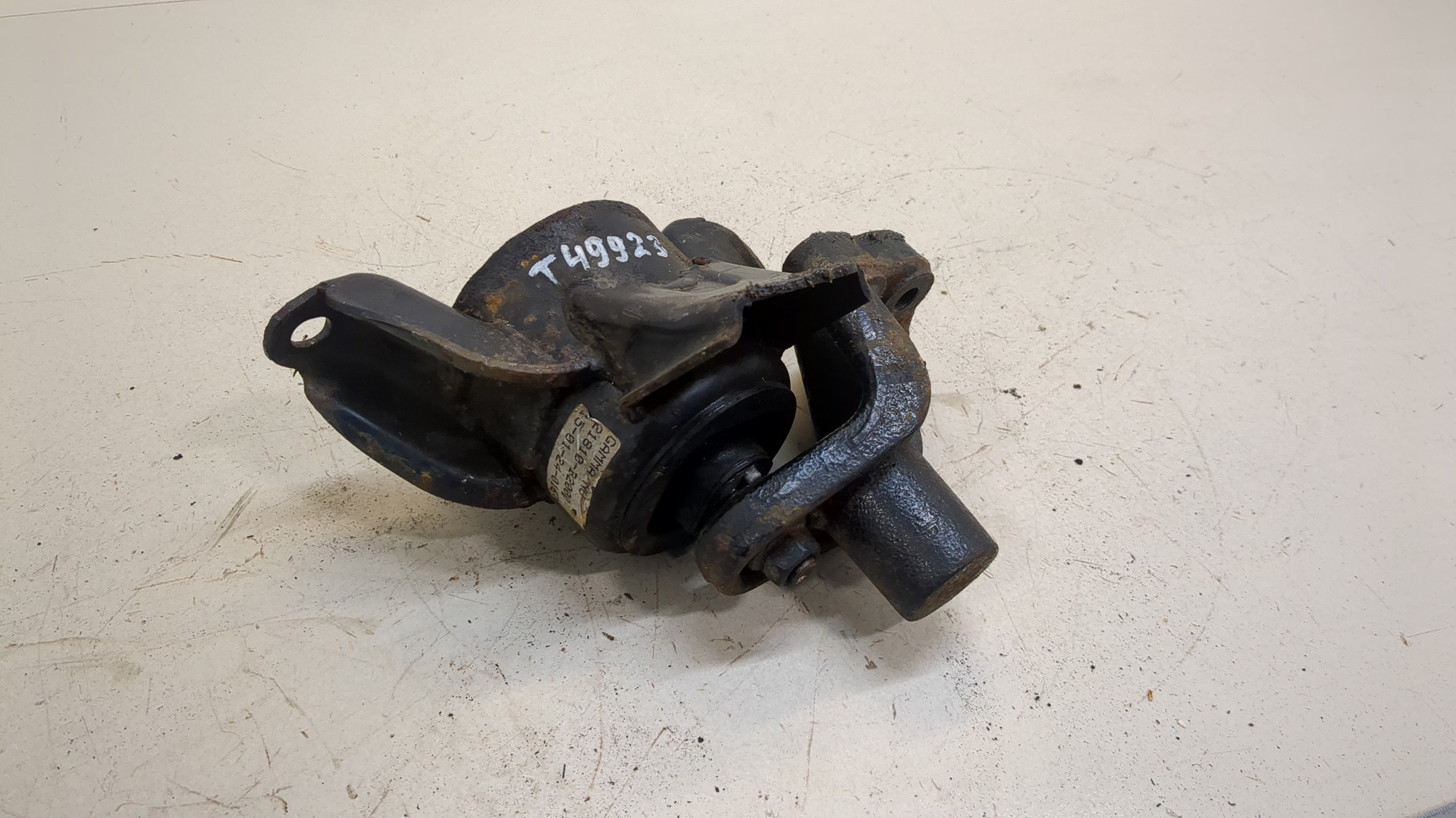 Опора двигателя