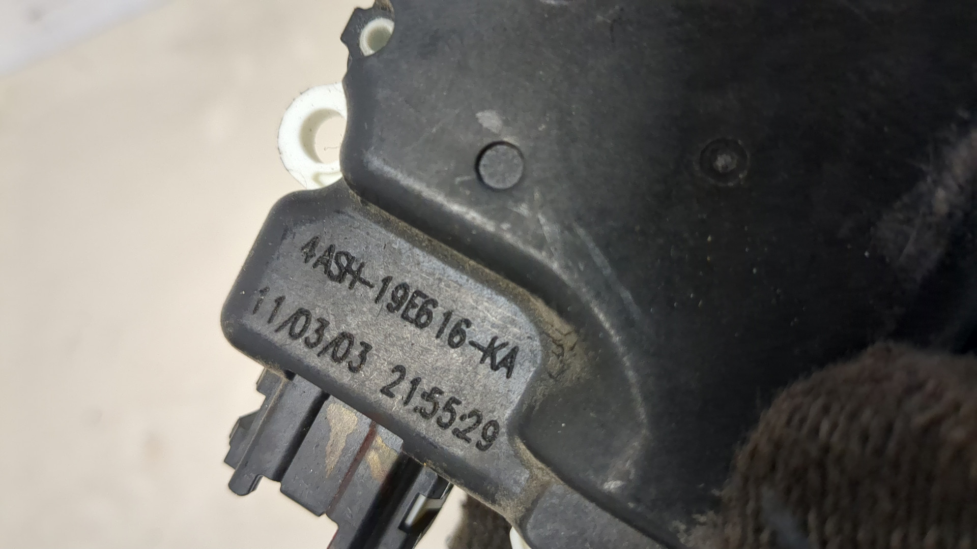 Моторчик заслонки печки