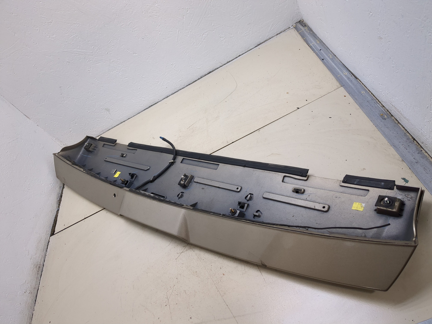 Спойлер переднего бампера