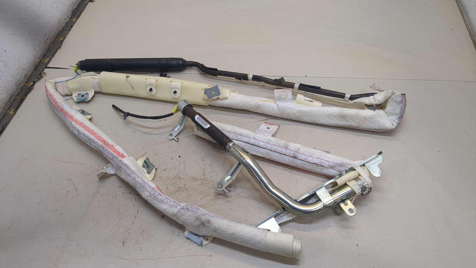 Подушка безопасности боковая (шторка)