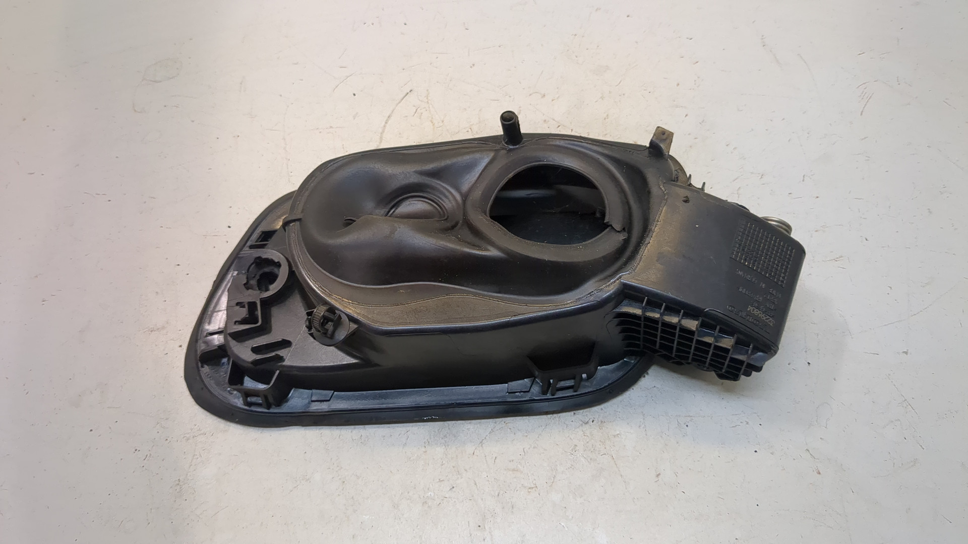 Лючок бензобака