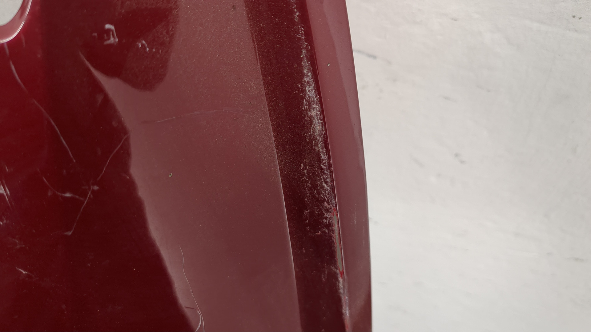 Крыло переднее левое