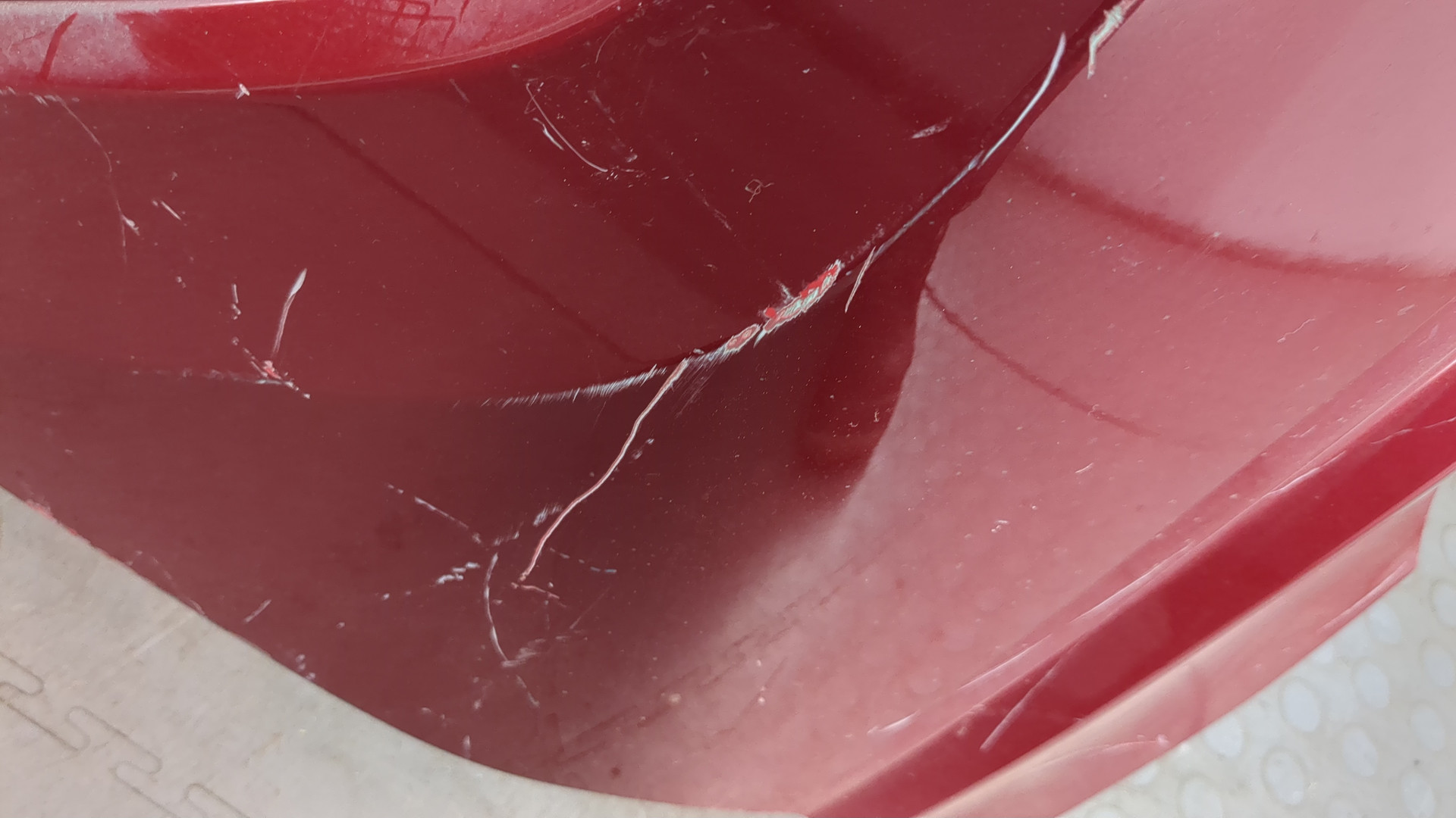 Крыло переднее левое