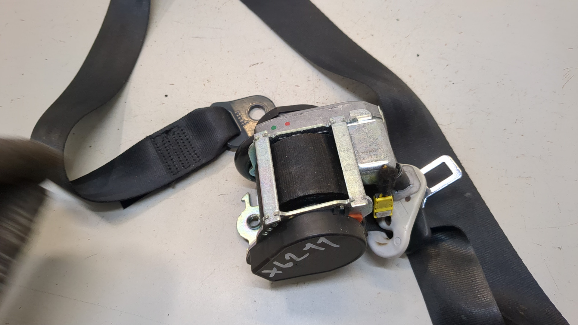 Ремень безопасности