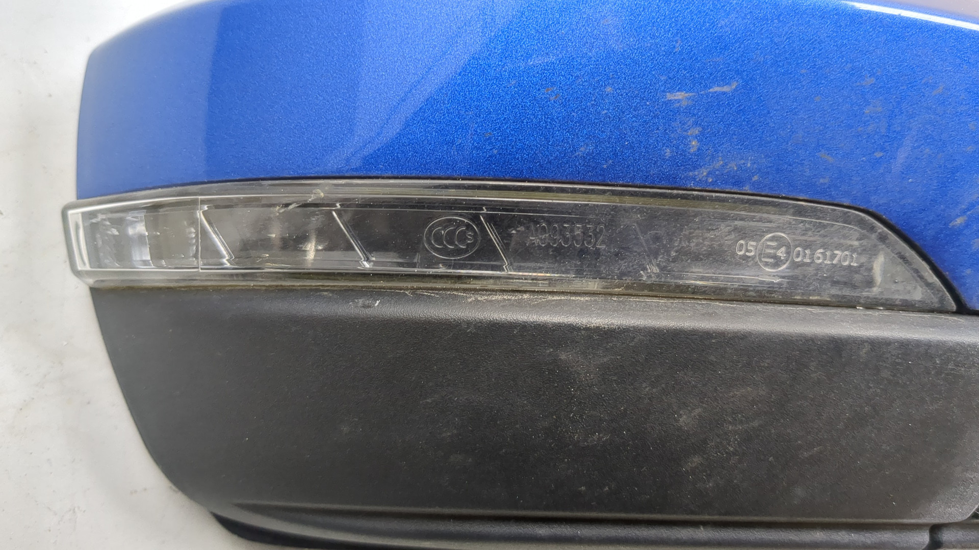 Зеркало правое электрическое