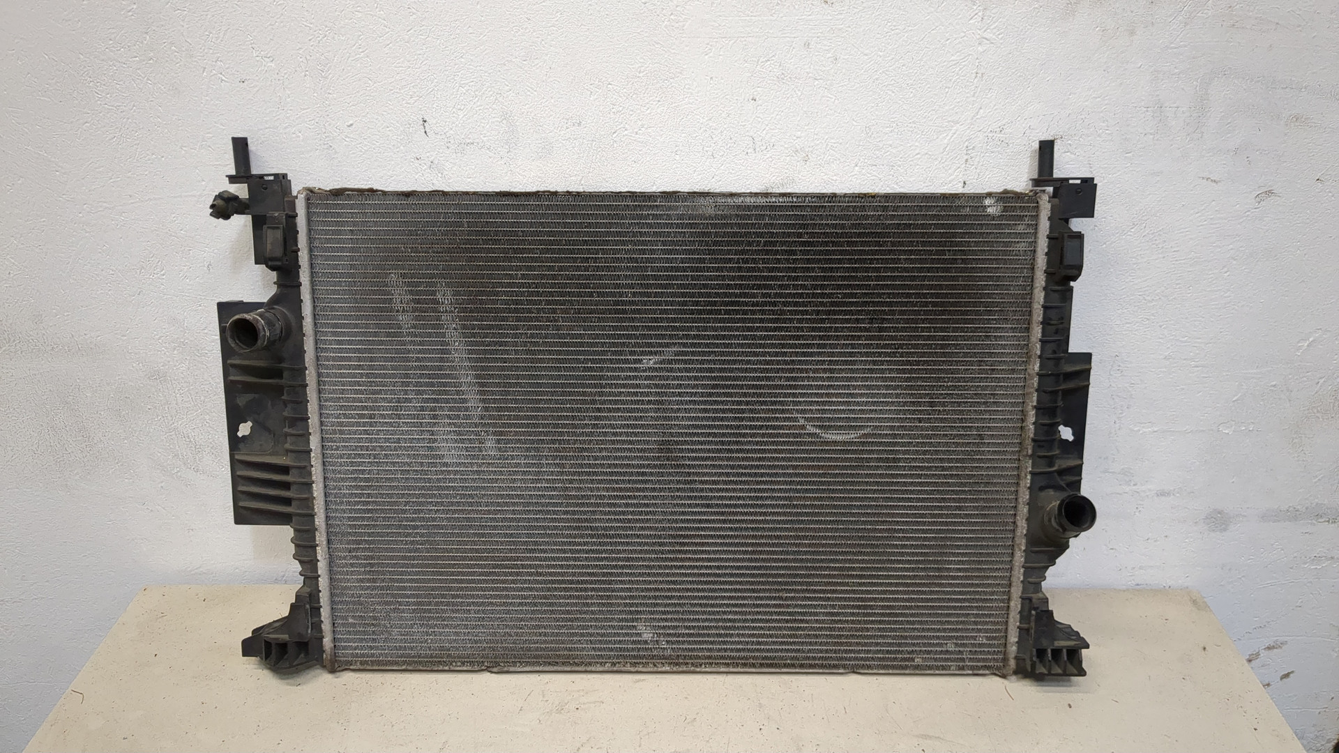 Радиатор охлаждения двигателя основной