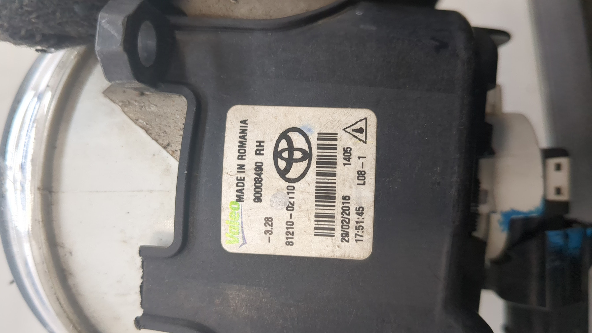 Фара противотуманная правая