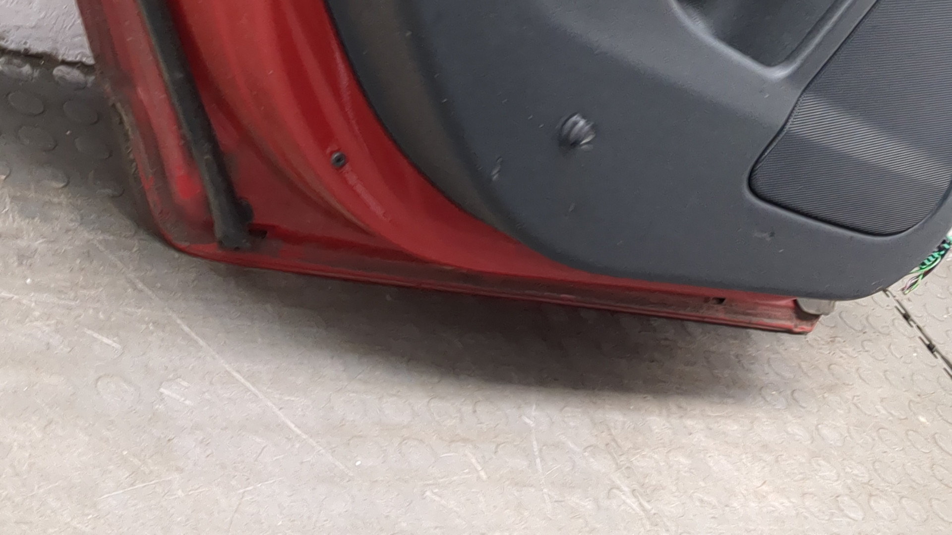 Дверь задняя левая