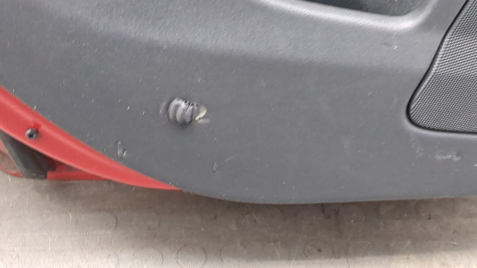 Дверь задняя левая