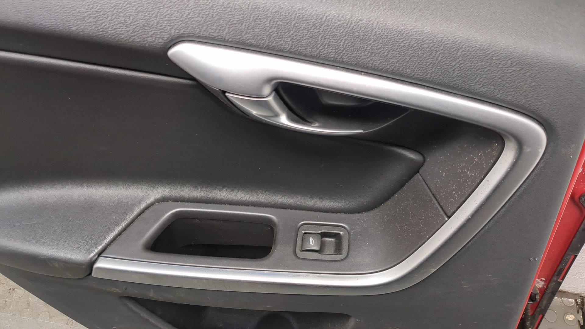 Дверь задняя левая