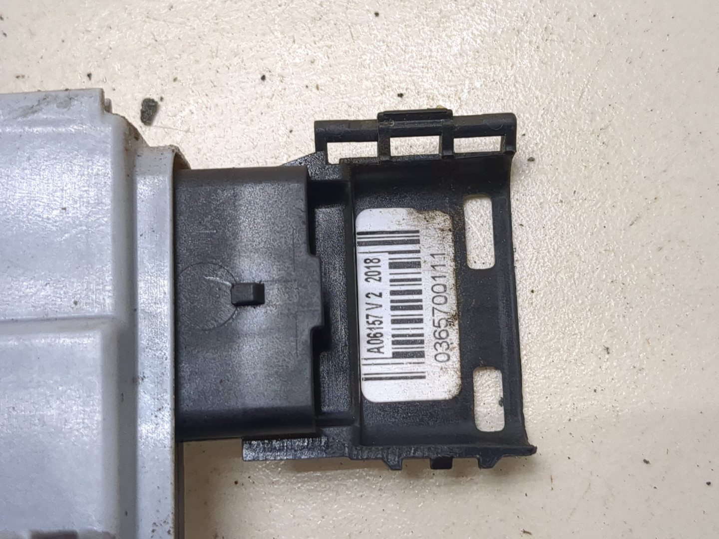 Замок двери задней правой