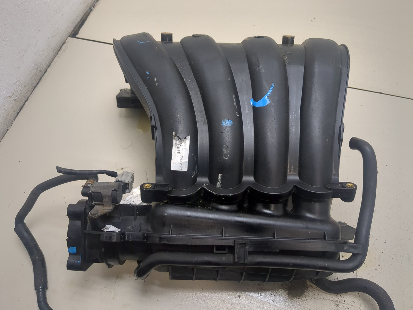 Коллектор впускной