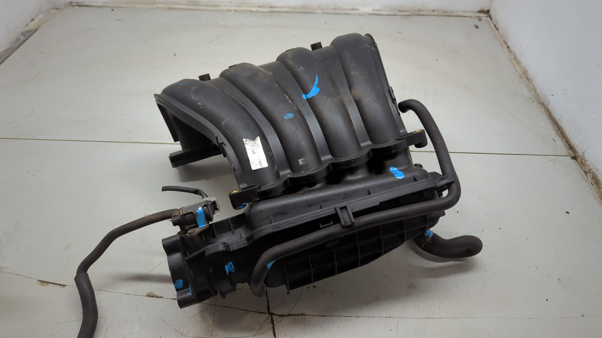 Коллектор впускной