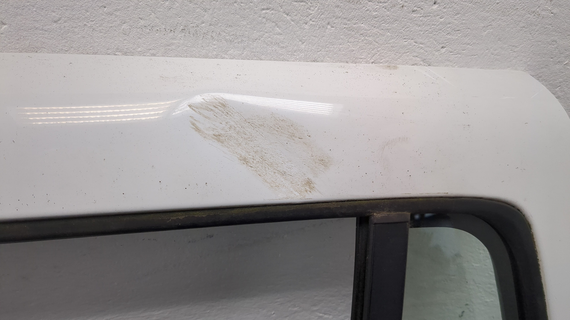 Дверь задняя левая