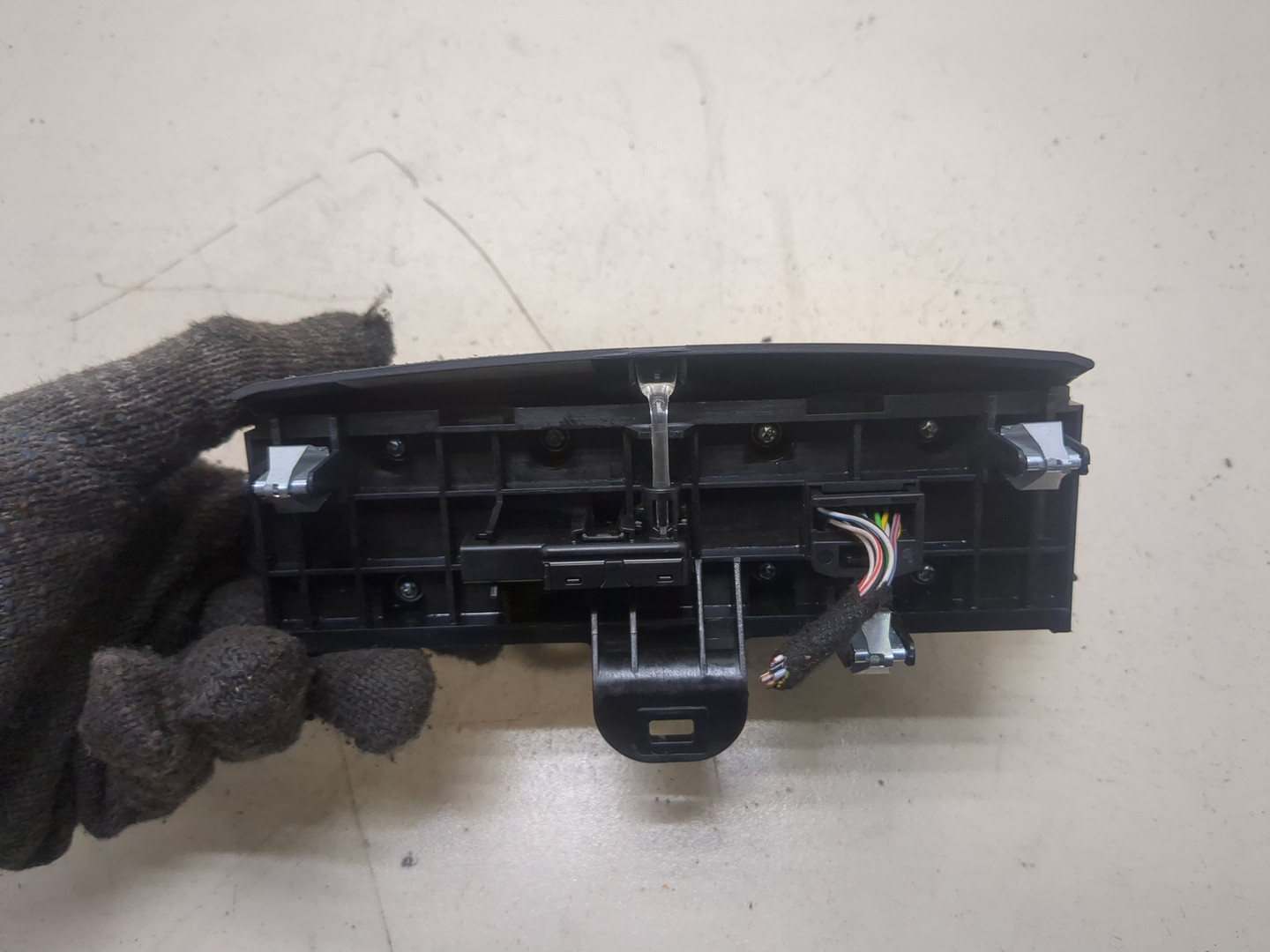 Кнопка запуска двигателя