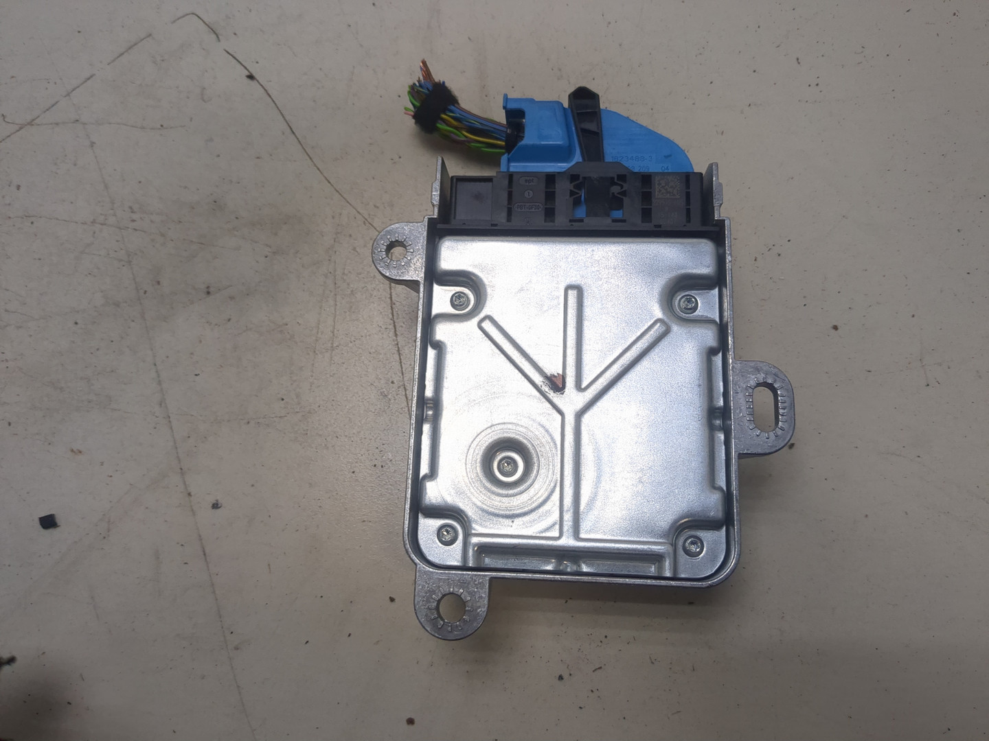 Блок управления подушек безопасности (AIR BAG)