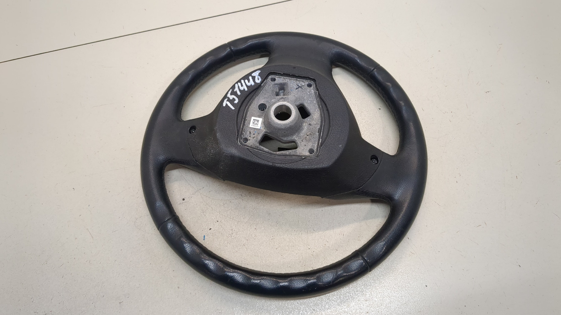 Рулевое колесо (руль)