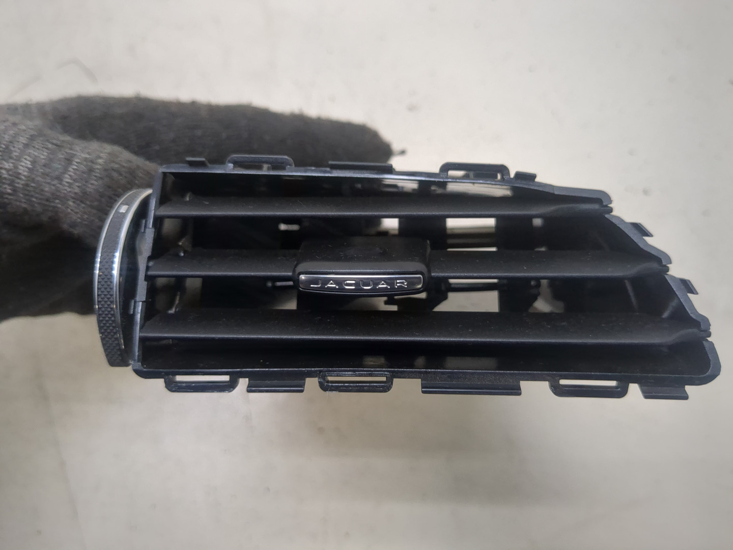 Дефлектор воздушный