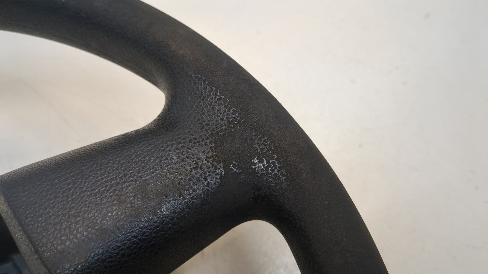 Рулевое колесо (руль)