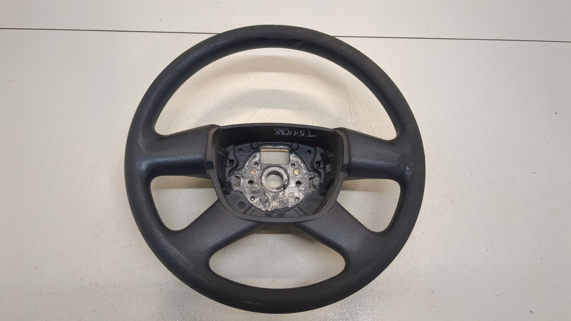 Рулевое колесо (руль)