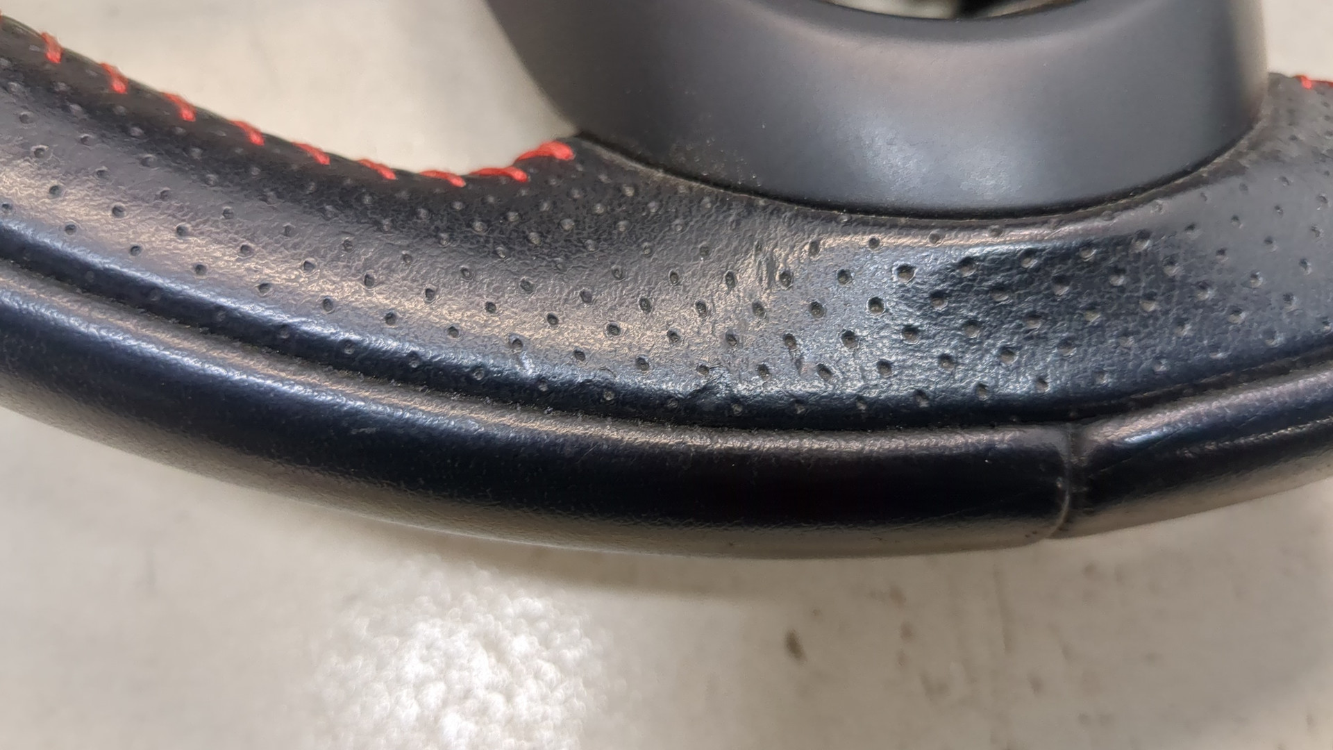 Рулевое колесо (руль)