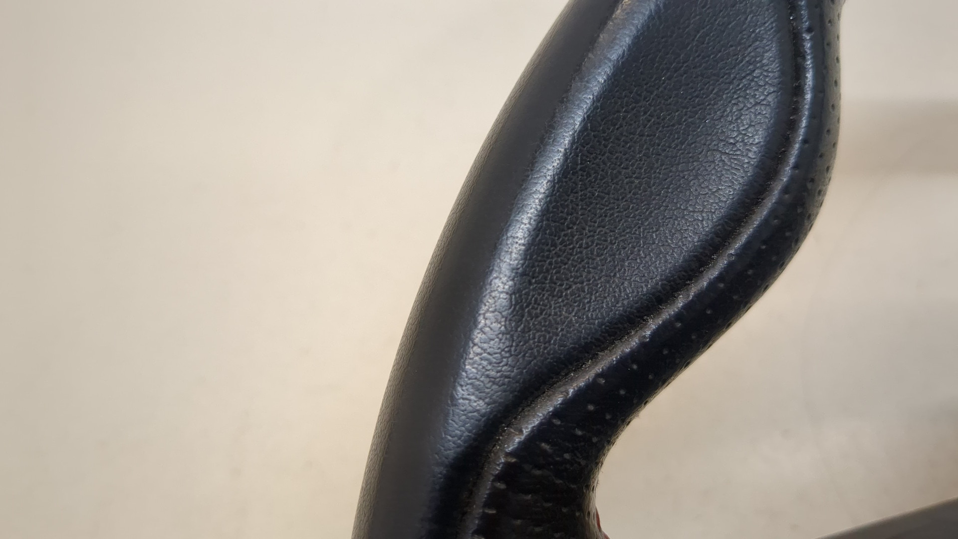 Рулевое колесо (руль)