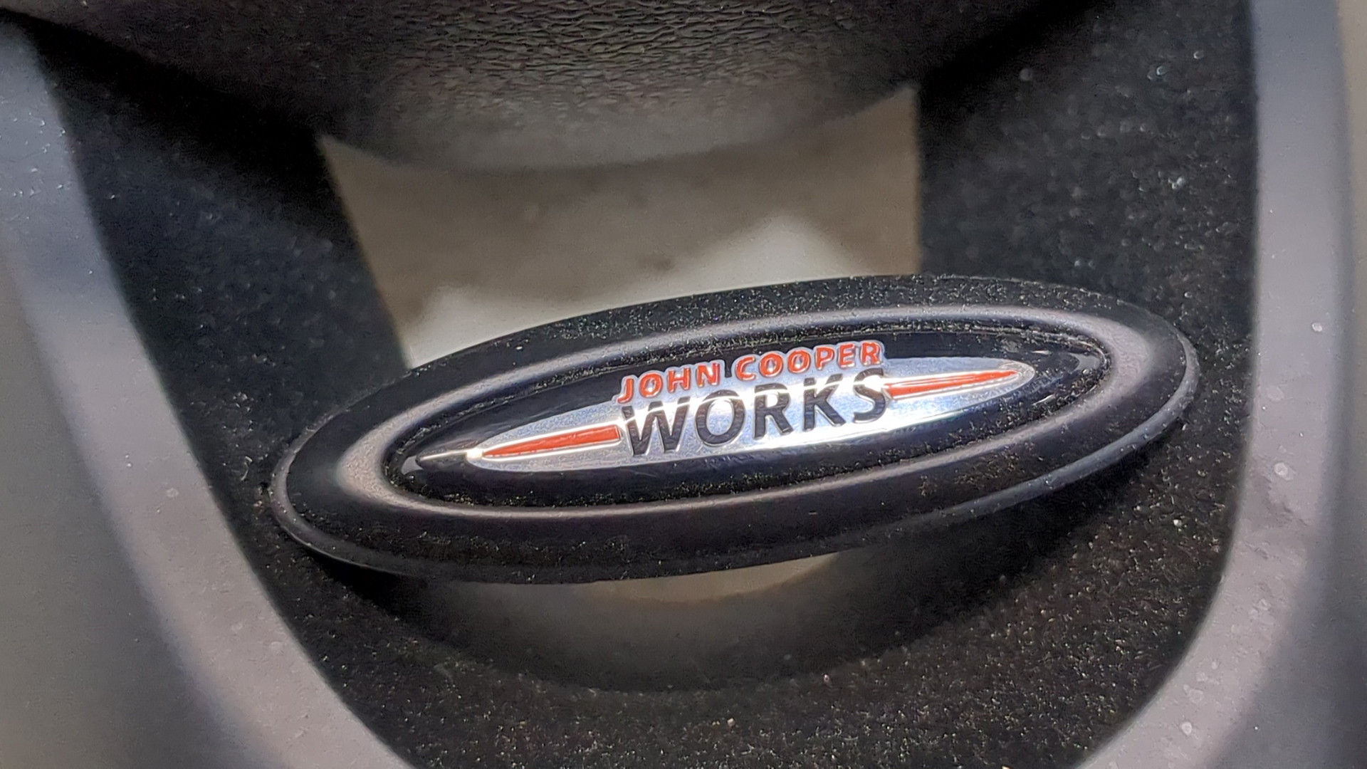 Рулевое колесо (руль)