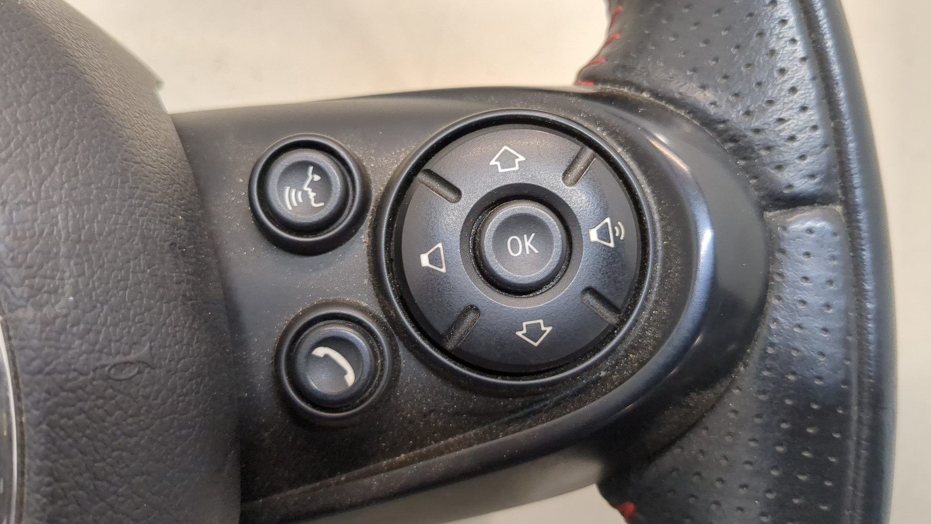 Рулевое колесо (руль)