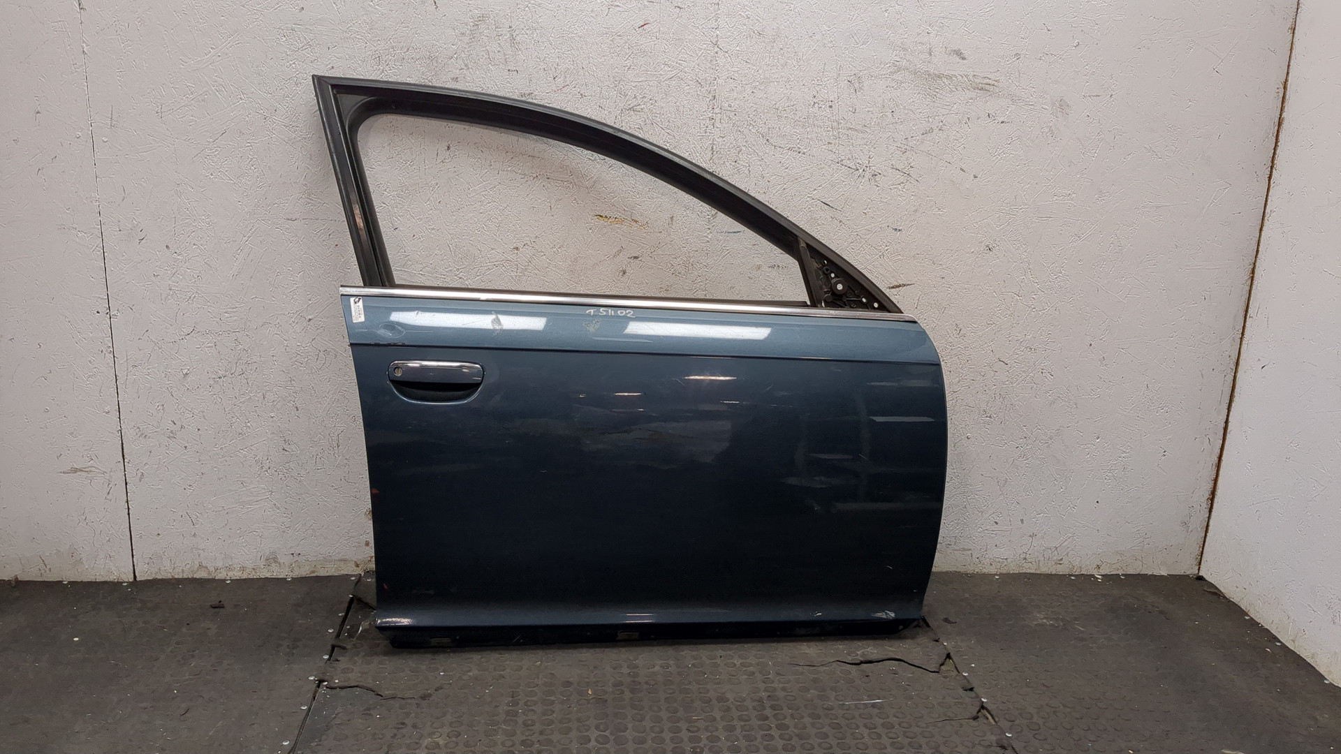 Дверь передняя правая