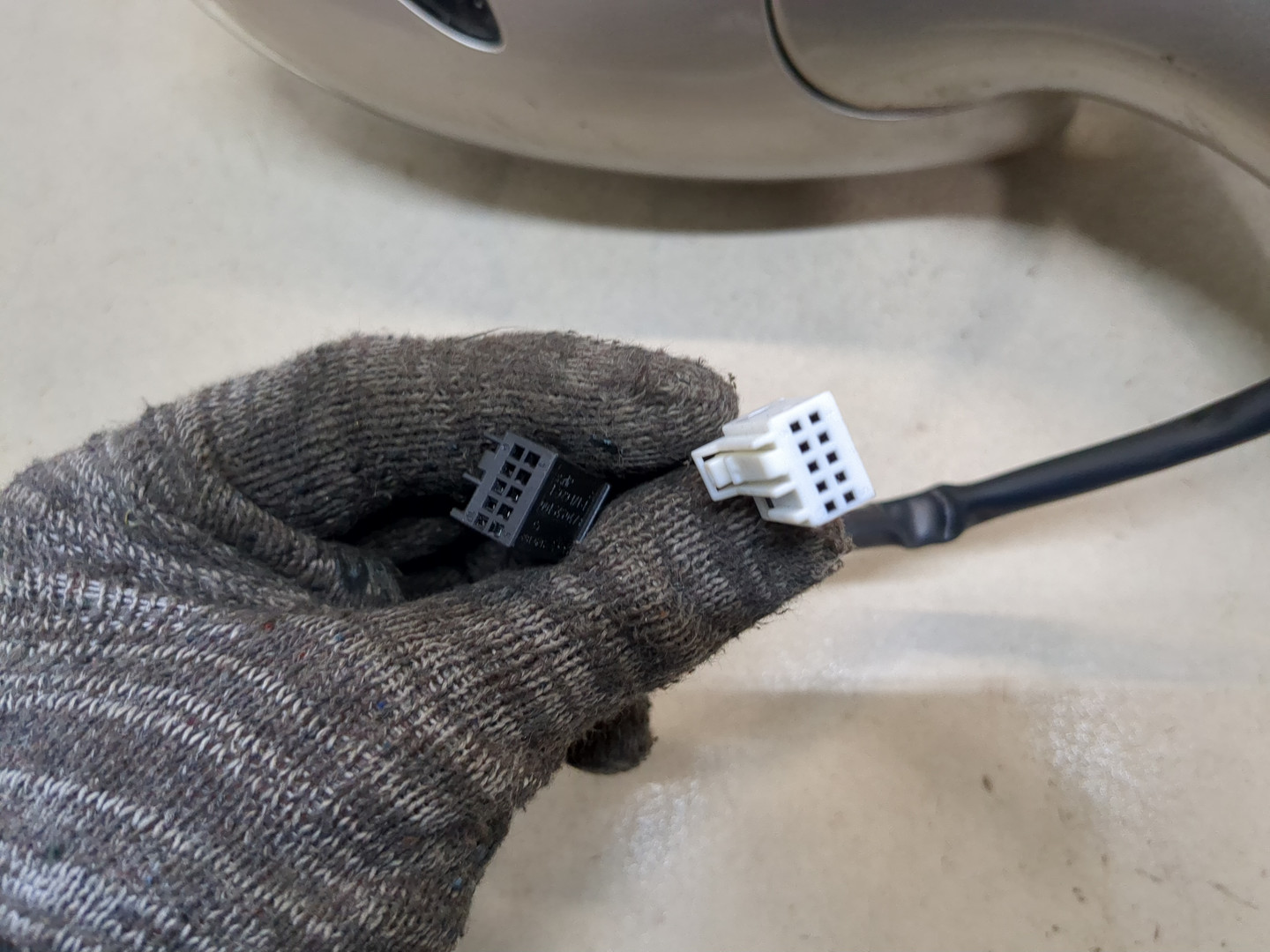 Зеркало левое электрическое