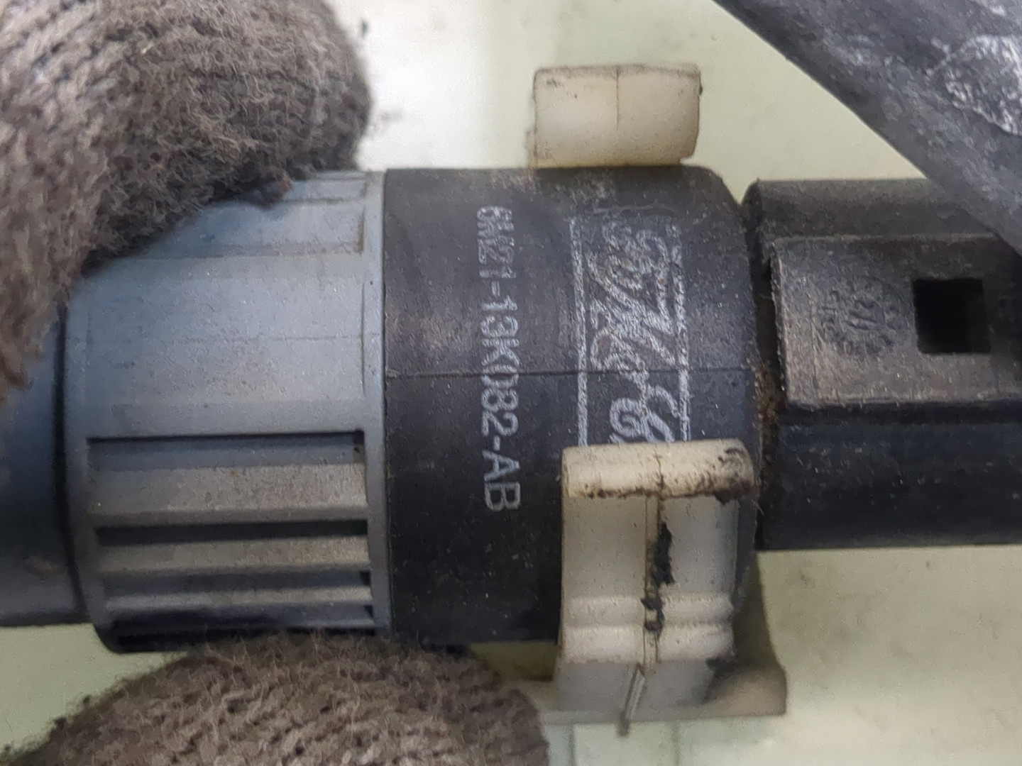 Бачок омывателя лобового стекла