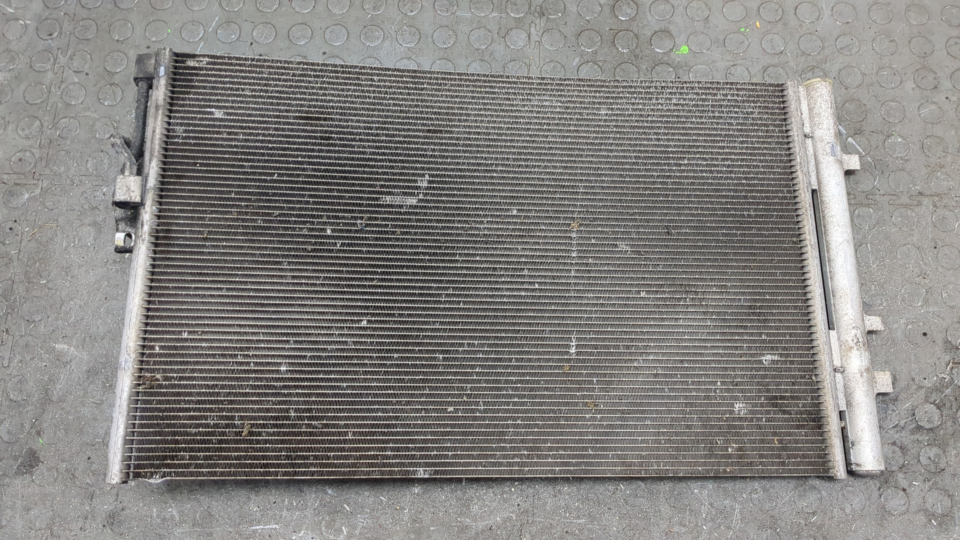 Радиатор кондиционера / конденсер