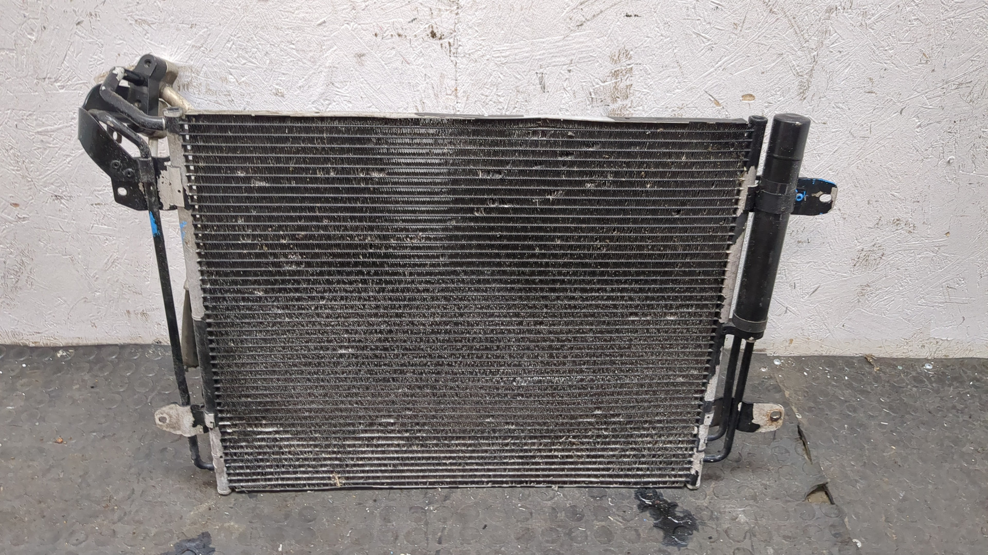 Радиатор кондиционера / конденсер