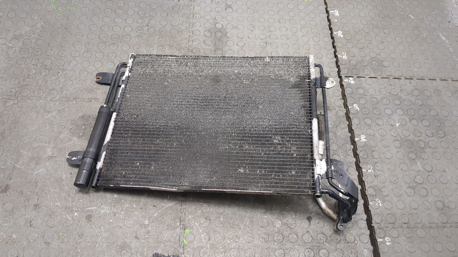 Радиатор кондиционера / конденсер