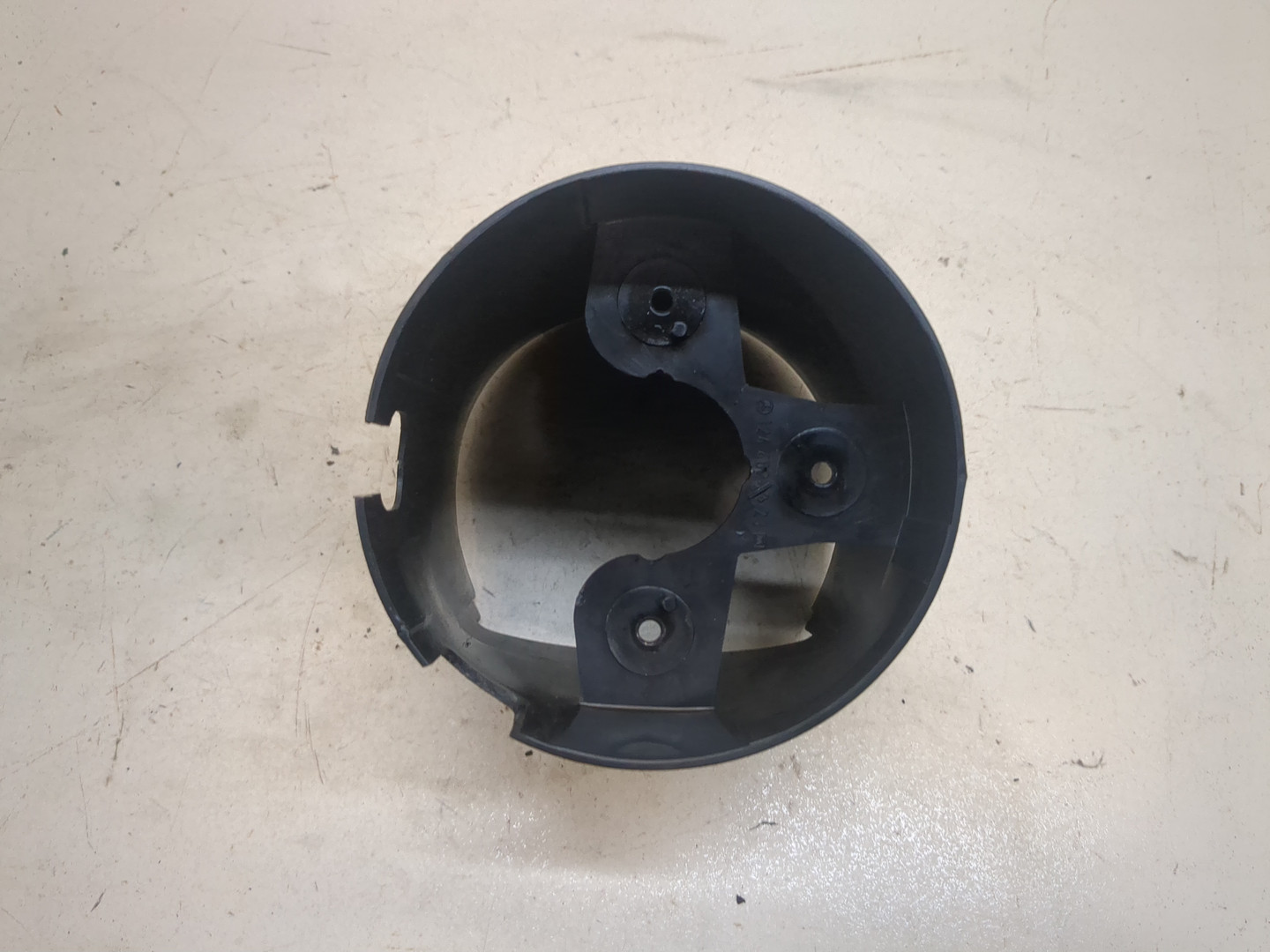 Кожух рулевой колонки